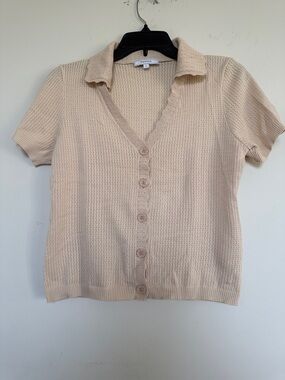 RIHOAS Short-Sleeve Pointelle Button-Down Top in Beige